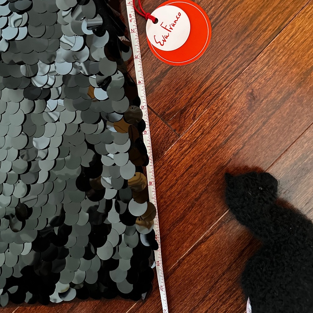 Anthropologie Eva Franco Black Sequin Short Sleeve Tee with Paillettes XLP - Picture 8 of 10